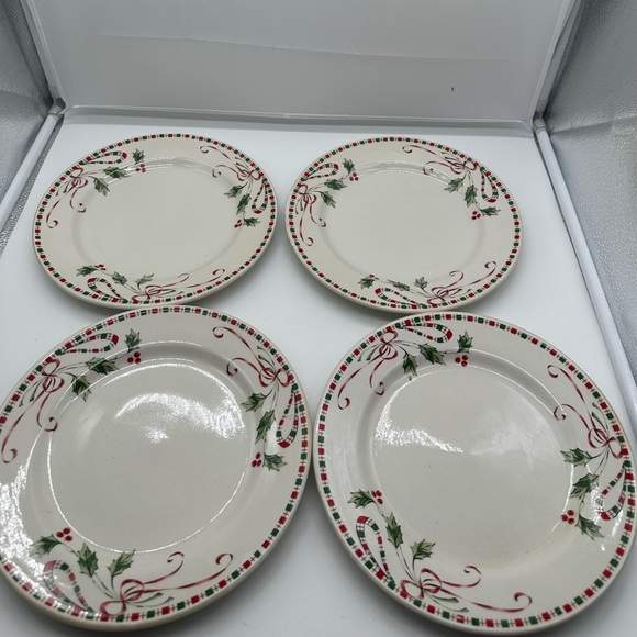 Gibson Dining Set Of 4 Gibson Festive Traditions Dinner Plate